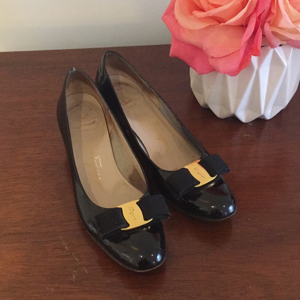 Salvatore Ferragamo classic black bow heels